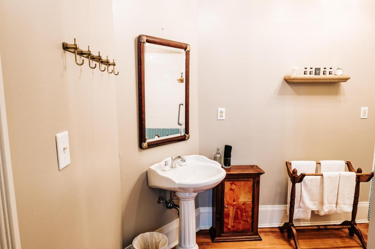 Heritage House Bed & Breakfast - Boutique Adults-Only Inn Opelika Exterior photo